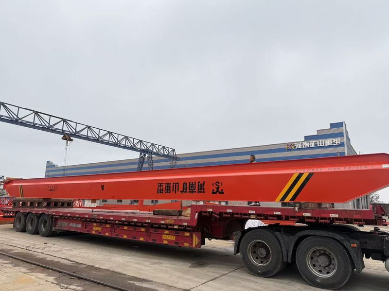 防爆單梁起重機 LB8t-22.02m 制作完成 裝車發(fā)出